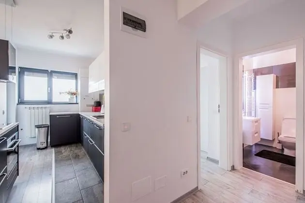 Luxury Apart Daire, 1 En Büyük (King) Boy Yatak ve Çekyat, Sigara İçilmez, Şehir Manzaralı