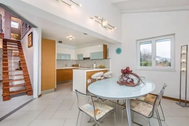 Çatı Katı Süiti (Penthouse)