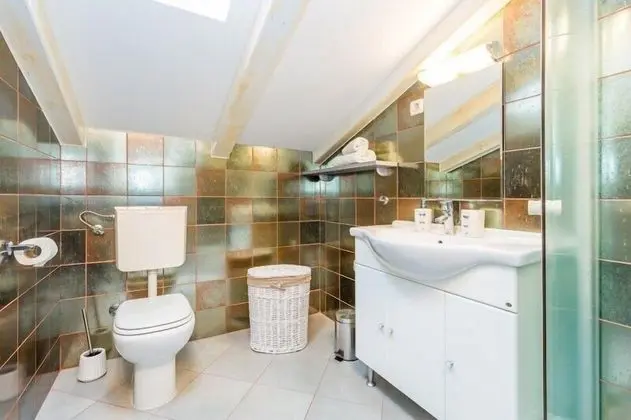 Çatı Katı Süiti (Penthouse)