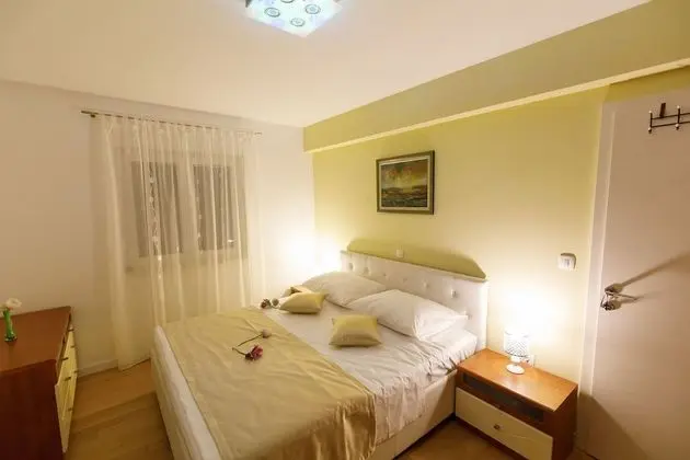 Villa, Dağ Manzaralı