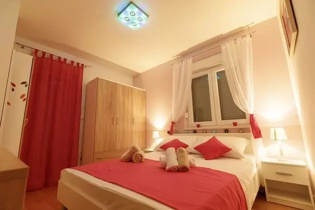 Villa, Dağ Manzaralı