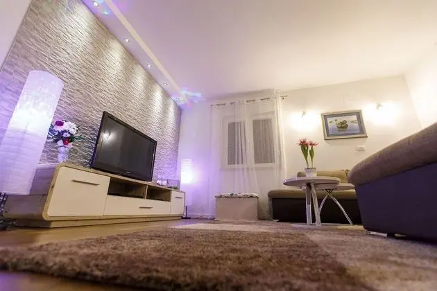 Villa, Dağ Manzaralı