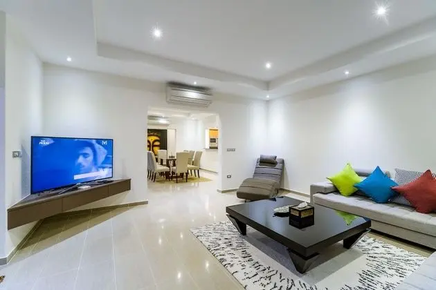 Luxury Villa, 4 Yatak Odası, Sigara İçilmez, Havuz Manzaralı