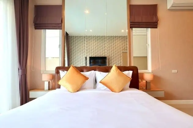 Deluxe Villa