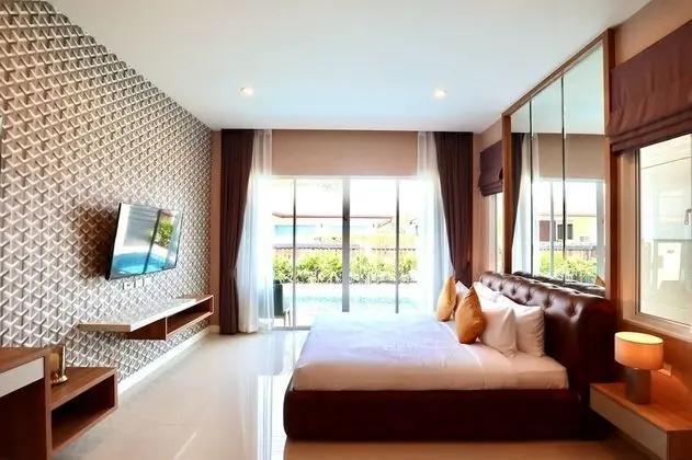 Deluxe Villa