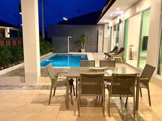 Deluxe Villa