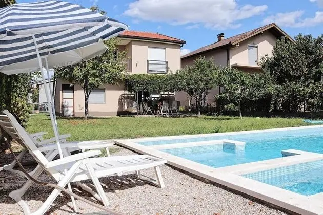 Villa, Birden Çok Yatak