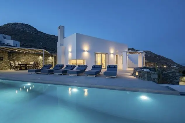 Villa, 4 Yatak Odası, Engellilere Uygun, Şömine