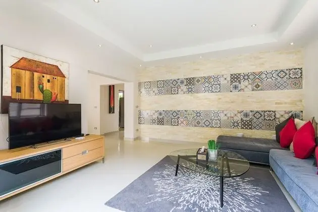 Luxury Villa
