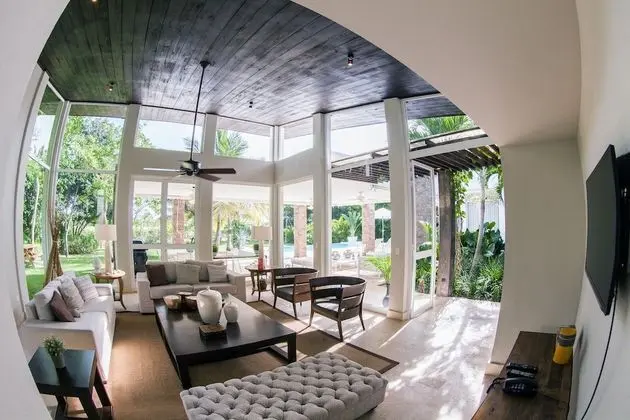 Deluxe Villa