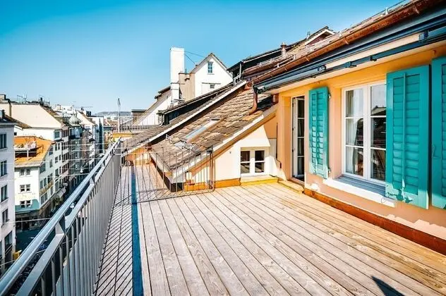 Penthouse Maisonette Apartment - 3-Bedroom