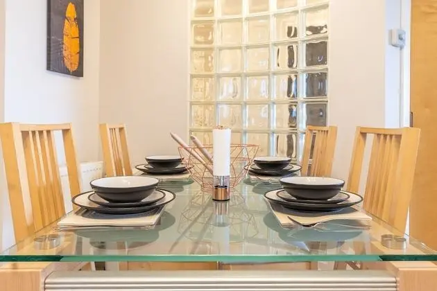 Luxury Apart Daire, Banyolu/Duşlu, Nehir Manzaralı (Clyde Side )