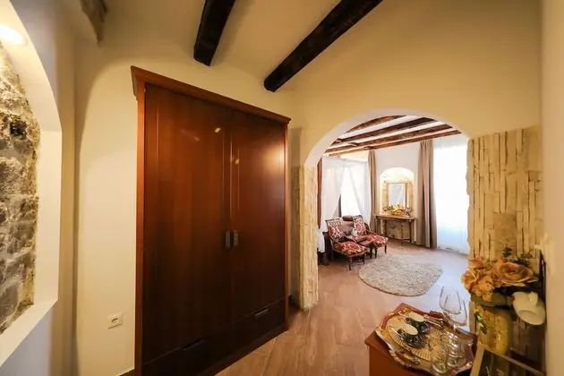 Comfort Tek Büyük Yataklı Oda