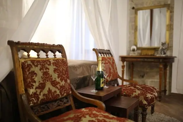 Comfort Tek Büyük Yataklı Oda