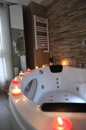 Exclusive Süit, Jakuzi