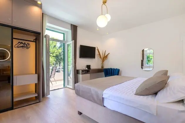 Luxury Tek Büyük veya İki Ayrı Yataklı Oda, Teras, Deniz Manzaralı (3)