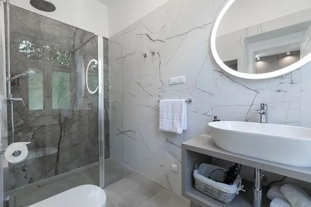 Luxury Tek Büyük veya İki Ayrı Yataklı Oda, Teras, Deniz Manzaralı (3)