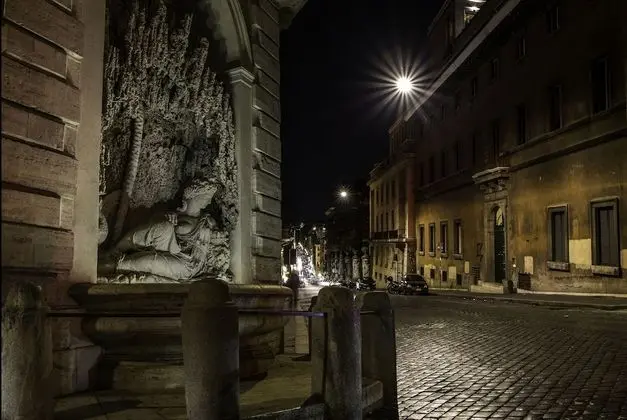 Luxury Tek Büyük veya İki Ayrı Yataklı Oda