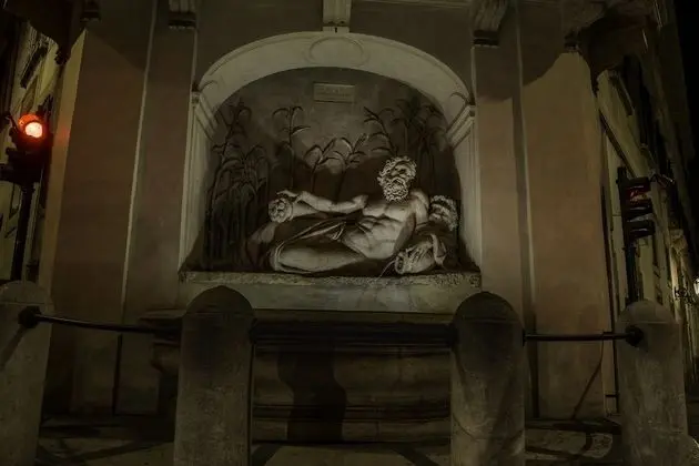 Luxury Üç Kişilik Oda