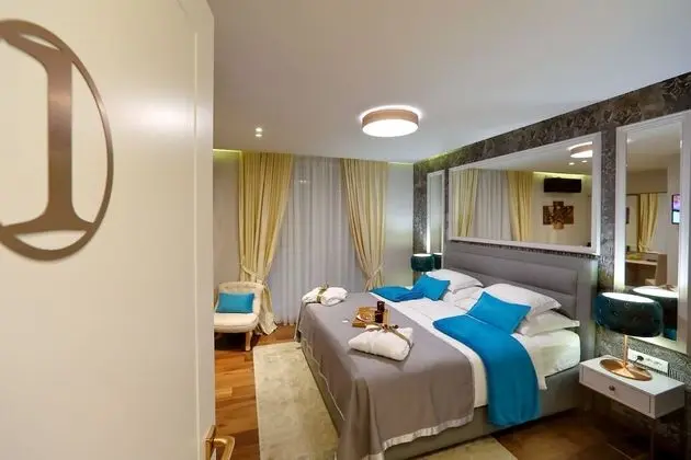 Deluxe Room, 1 Bedroom, BRONZE
