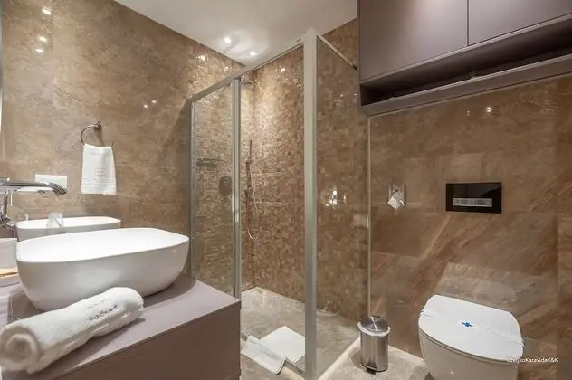 Deluxe Room, 1 Bedroom, SILVER