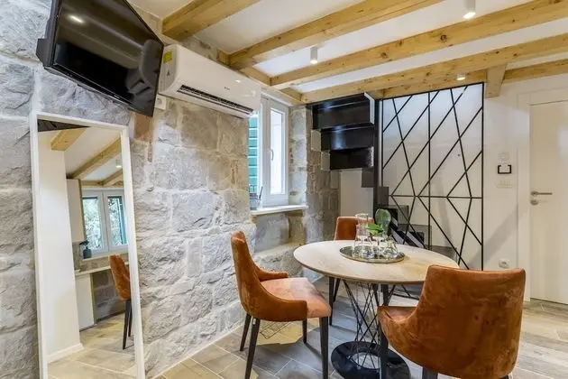 Deluxe Tek Büyük Yataklı Oda (3)