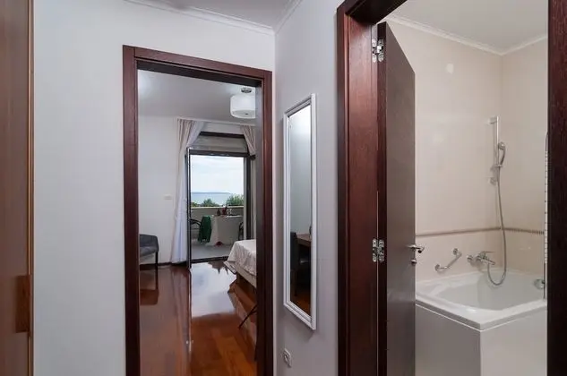 Deluxe Tek Büyük veya İki Ayrı Yataklı Oda, Balkon (1)