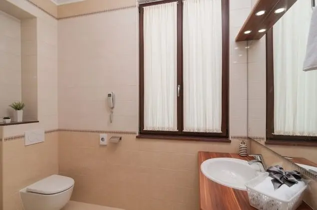 Deluxe Tek Büyük veya İki Ayrı Yataklı Oda, Balkon (2)