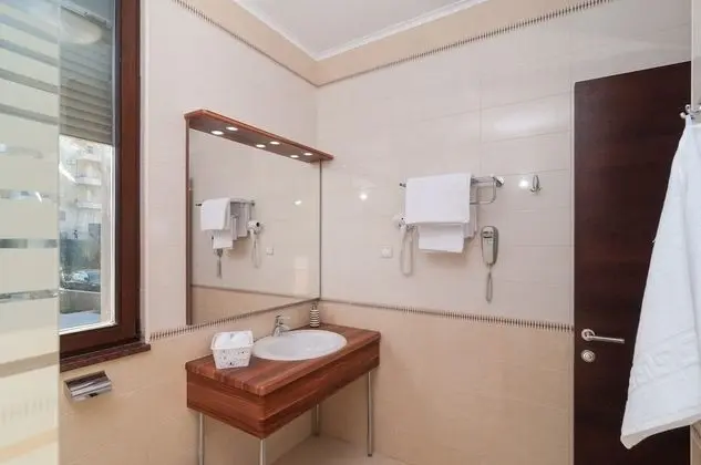 Tek Büyük veya İki Ayrı Yataklı Oda