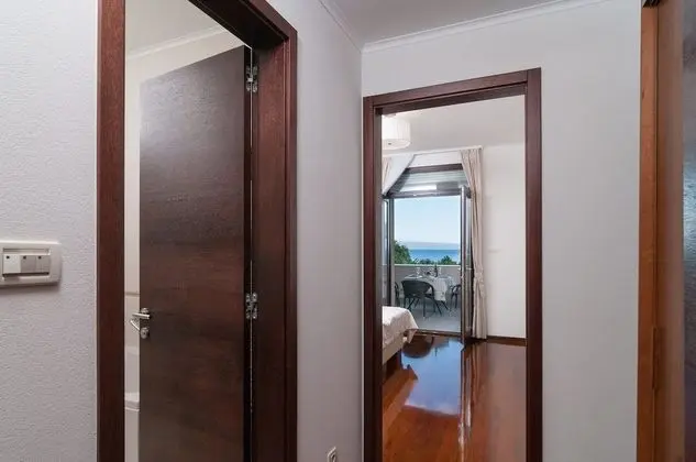 Tek Büyük veya İki Ayrı Yataklı Oda, Balkon (2)