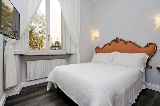 Classic Tek Büyük Yataklı Oda