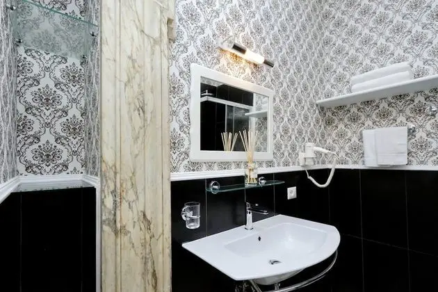 Superior Tek Büyük Yataklı Oda