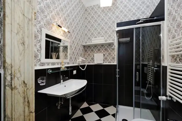 Superior Tek Büyük Yataklı Oda