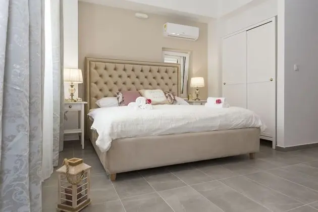 Deluxe Tek Büyük Yataklı Oda (1)