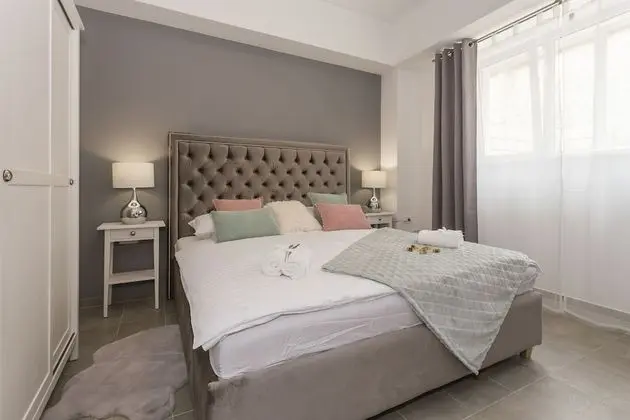 Deluxe Tek Büyük Yataklı Oda (3)