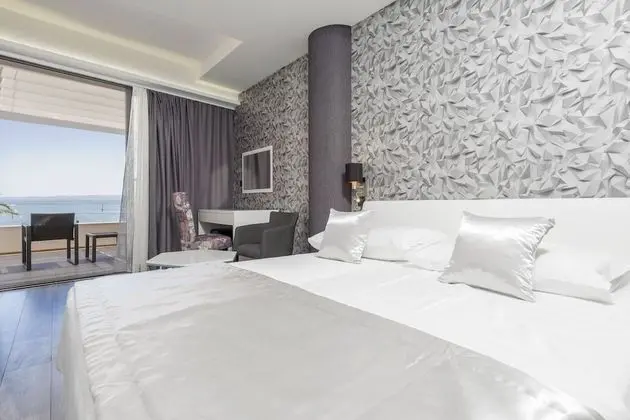 Deluxe Tek Büyük Yataklı Oda, Balkon