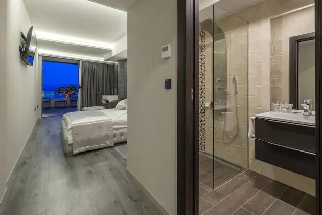 Deluxe Tek Büyük Yataklı Oda, Balkon