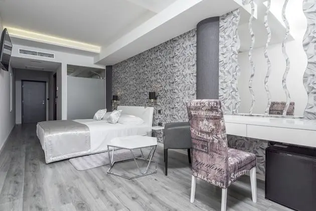 Deluxe Tek Büyük Yataklı Oda, Balkon