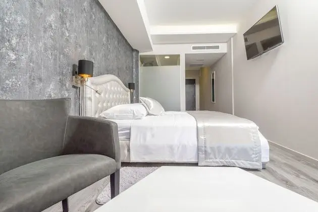 Tek Büyük Yataklı Oda, Balkon, Plaj Manzaralı