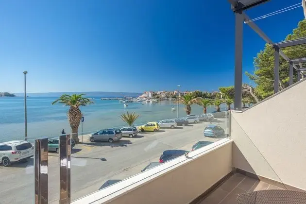 Tek Büyük Yataklı Oda, Balkon, Plaj Manzaralı