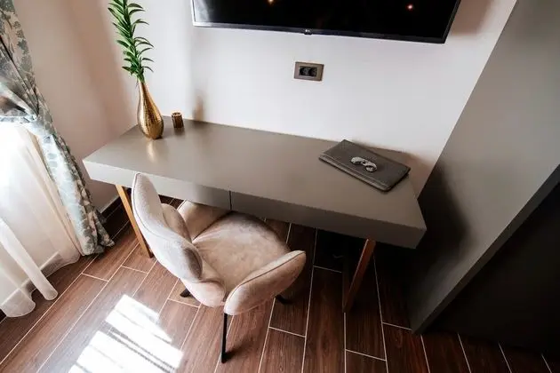 Deluxe Oda, 1 Büyük (Queen) Boy Yatak, Özel Banyo, Şehir Manzaralı