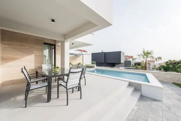 Luxury Villa, 3 Yatak Odası, Kişiye Özel Havuzlu, Deniz Manzaralı