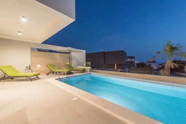 Luxury Villa, 3 Yatak Odası, Kişiye Özel Havuzlu, Deniz Manzaralı