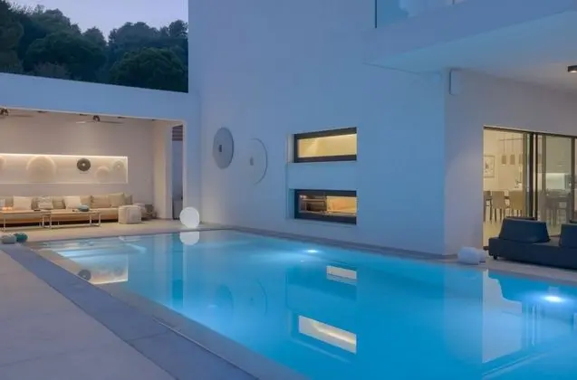 Royal Villa