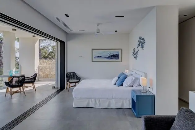 Royal Villa