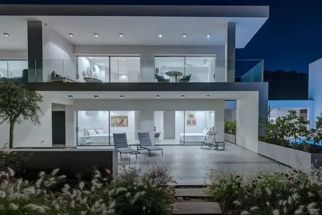Royal Villa