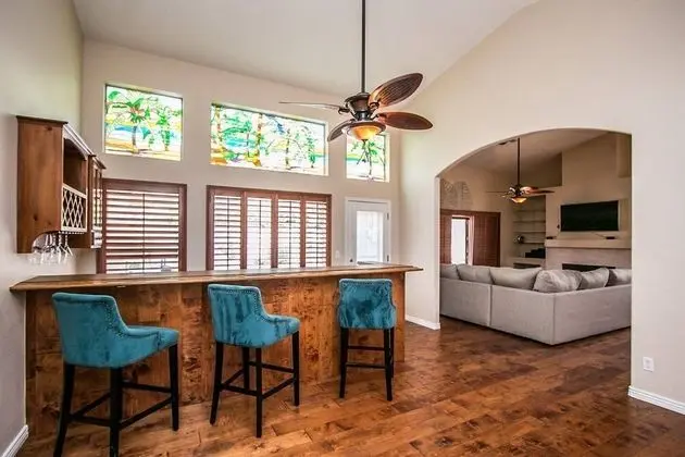 Ev (4 Bedrooms)
