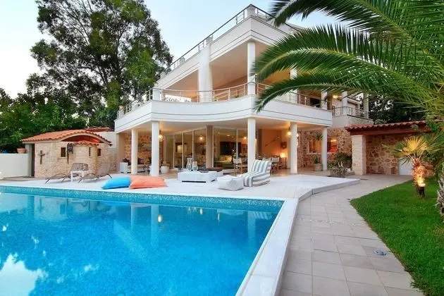 Villa, 4 Yatak Odası, Kişiye Özel Havuzlu, Deniz Manzaralı