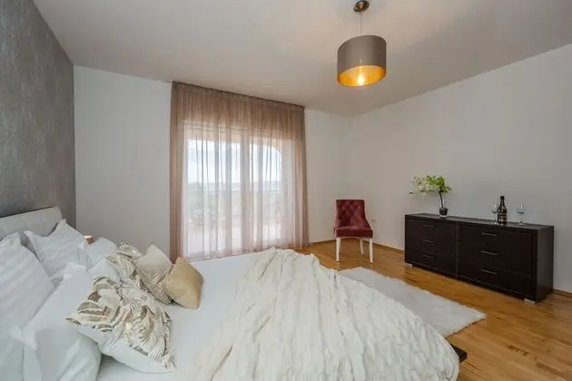 Villa, Birden Çok Yatak