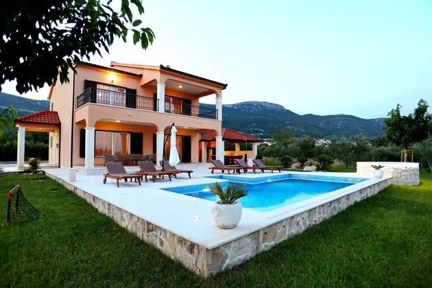 Villa, Birden Çok Yatak